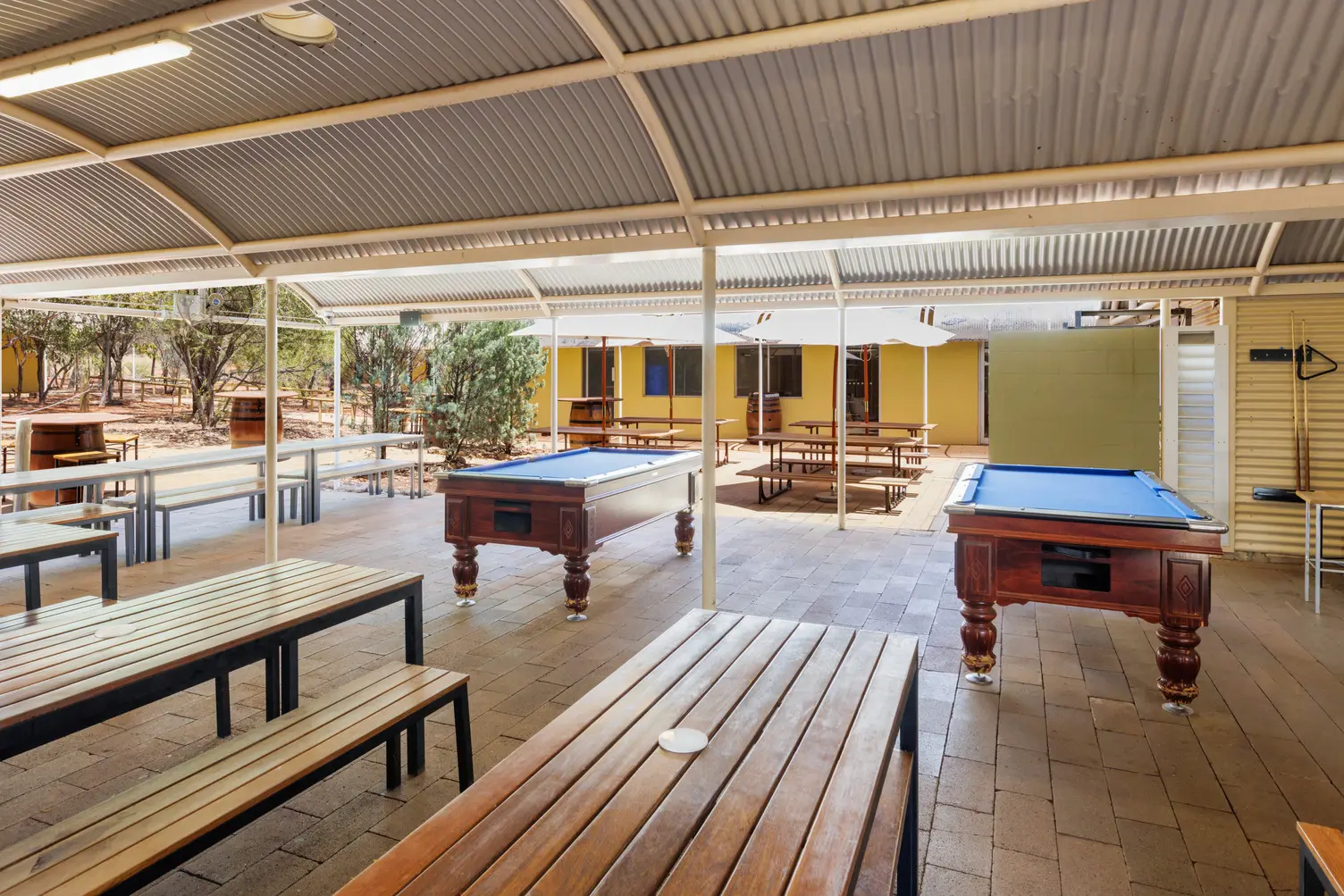 Outback BBQ and Bar Near The Outback Lodge, Ayers Rock Resort