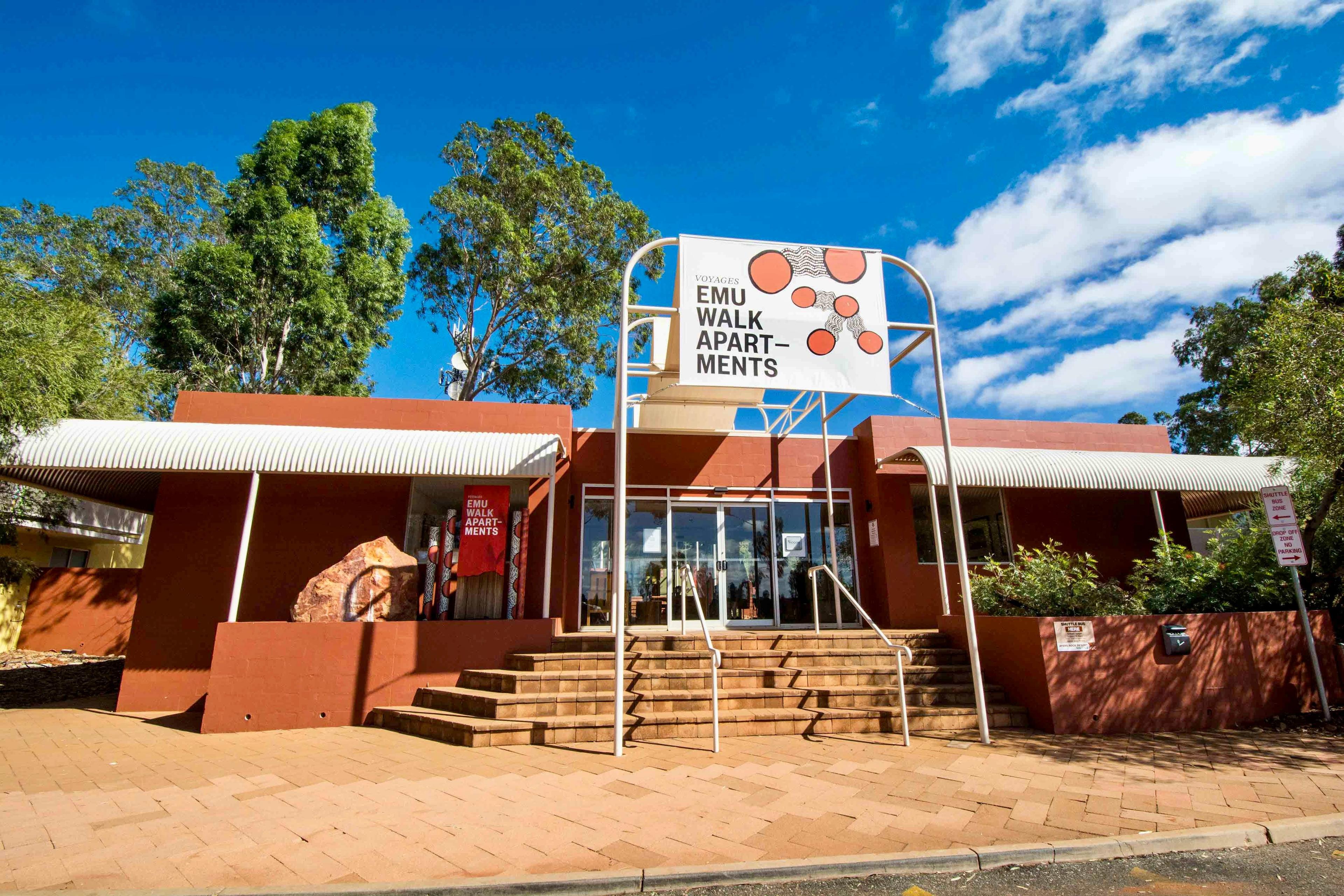 Emu Walk Apartments Exterior