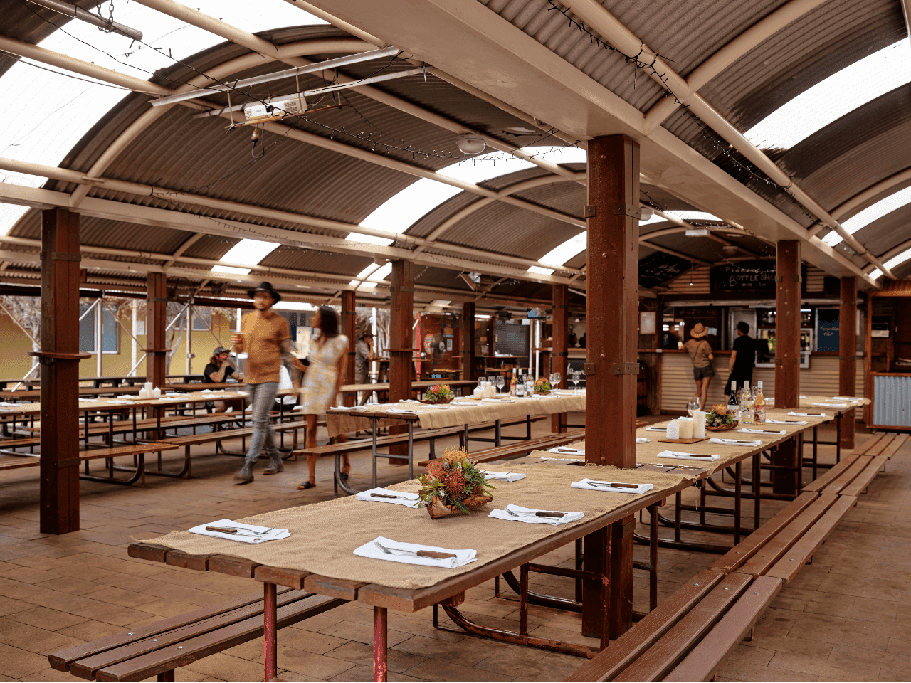 Outback Hotel & Lodge Restaurants